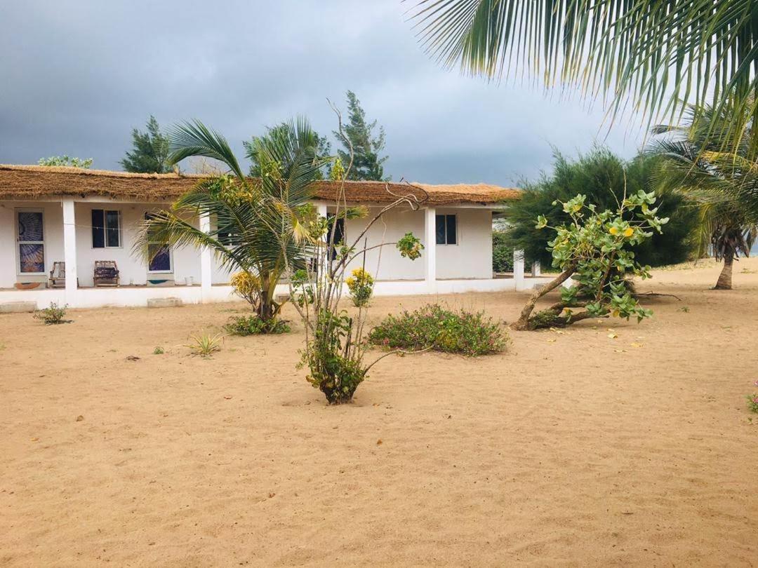 Santana Beachclub Sanyang Exterior photo